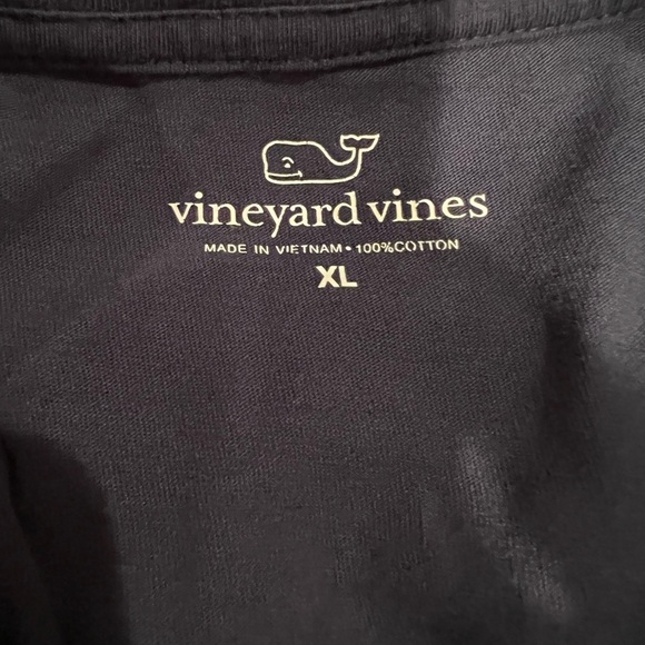 Vineyard Vines Men's Navy Blue T-Shirt, preppy, XL, pocket, EUC, casual - Picture 5 of 5